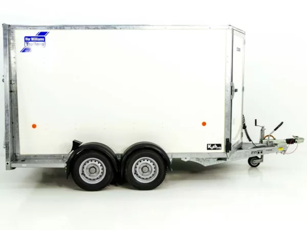 Ifor Williams Kofferanhänger BV 105 147x300cm H:183cm 2,7t|Klappenkombi| – Bild 9